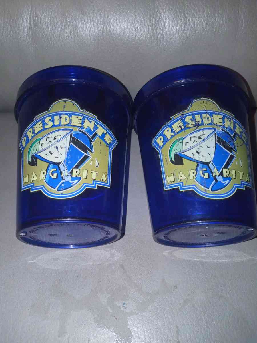 Chilis Presidente Margarita shakers - Davenport, Florida - FleaMarketBay