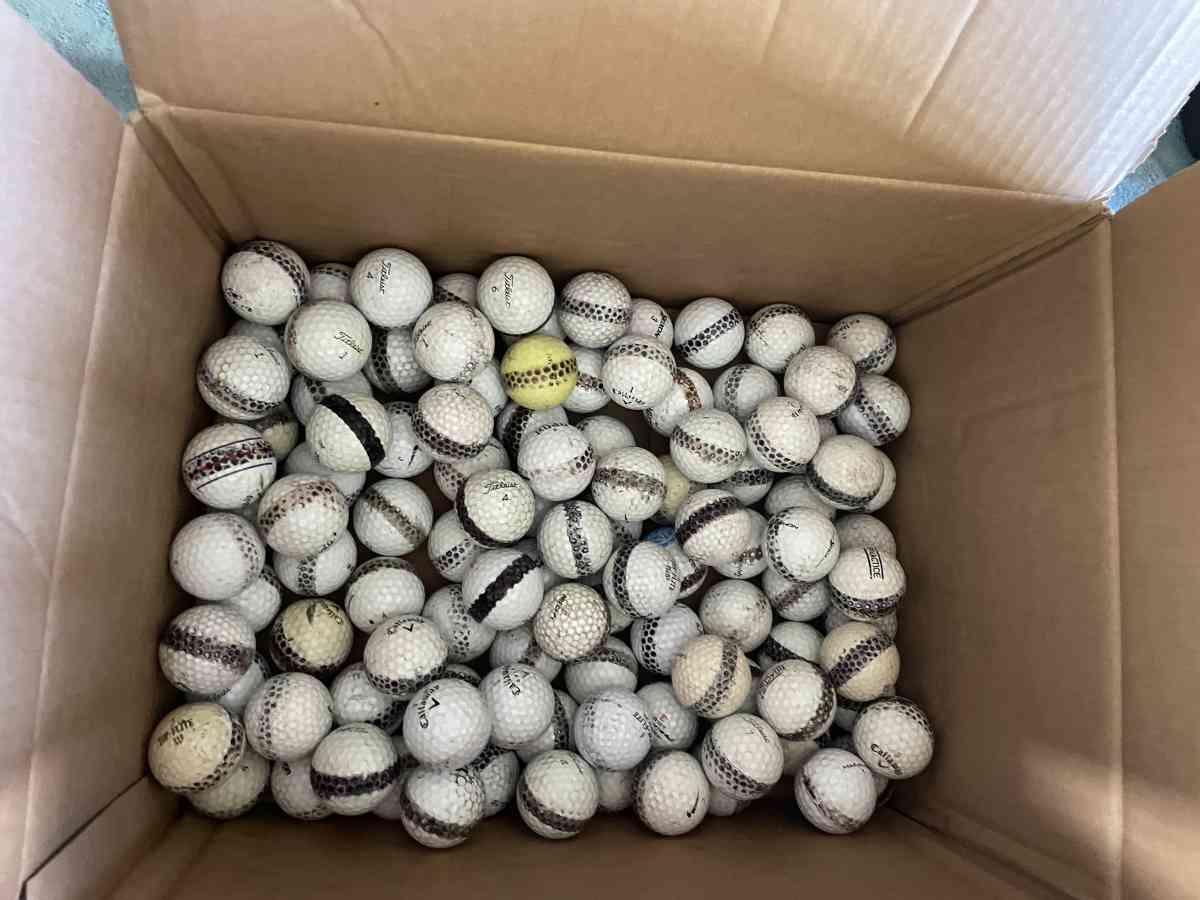 300 count golf balls - San Juan Capistrano, California