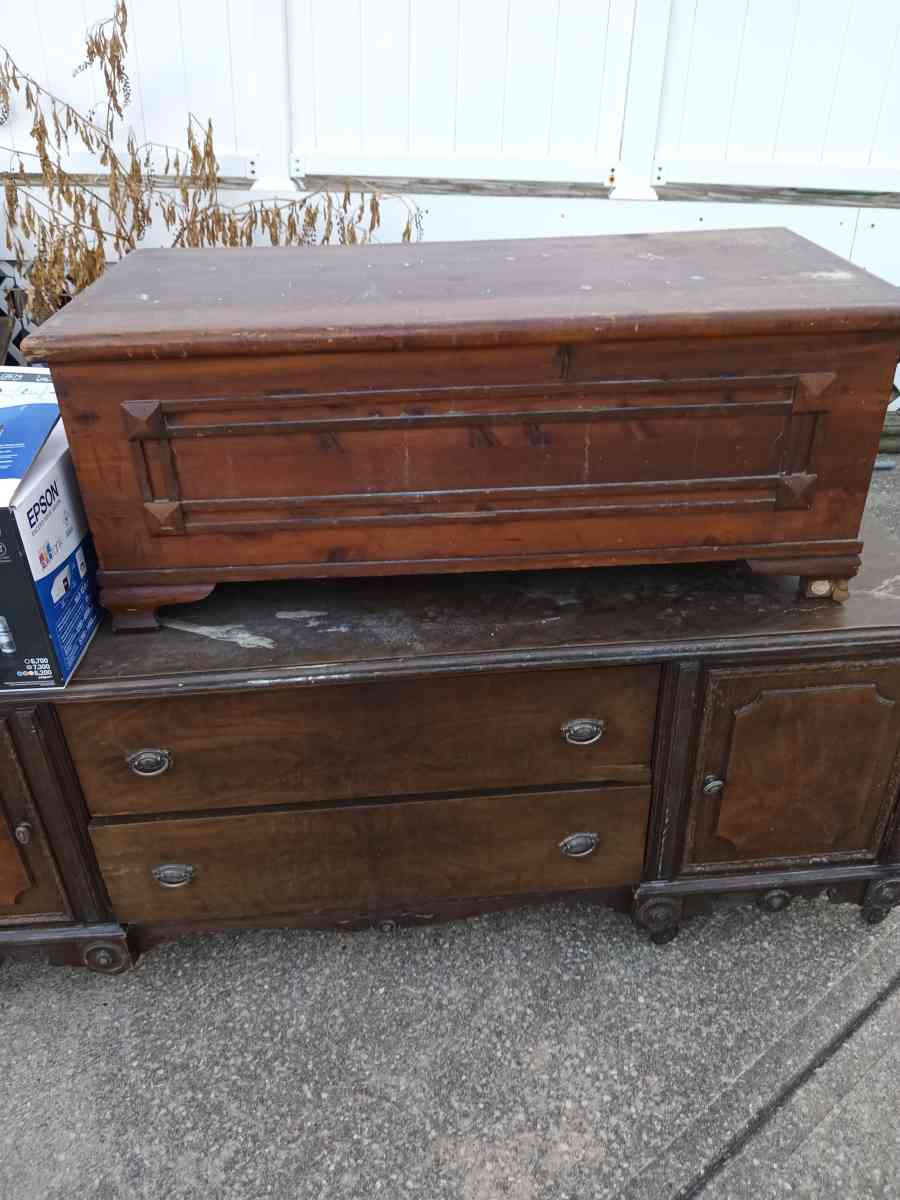 tools electronics house items heaters speakers clothes tote - Bonner Springs, Kansas - FleaMarketBay