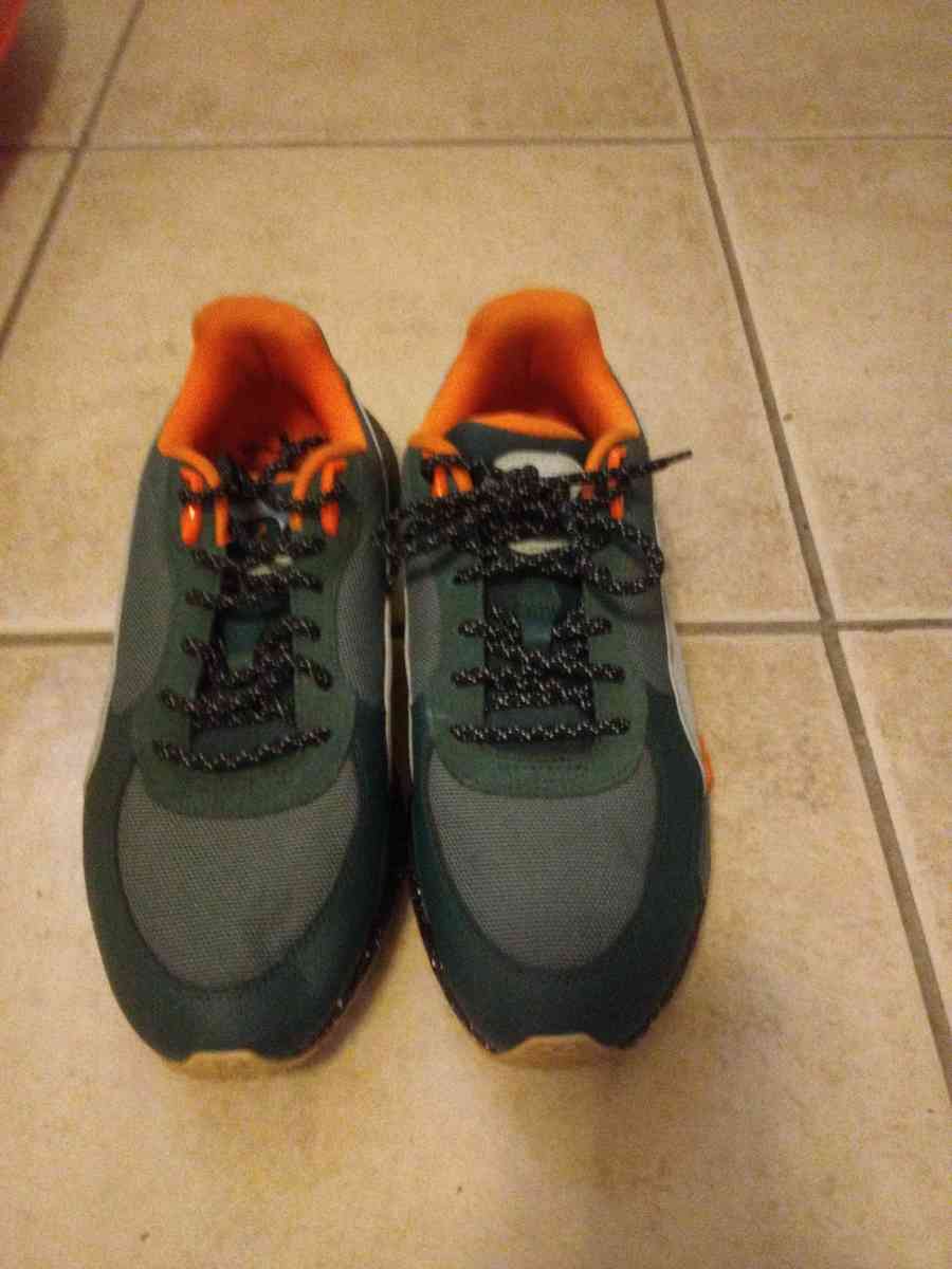 Puma Gatorade colored - Tampa, Florida