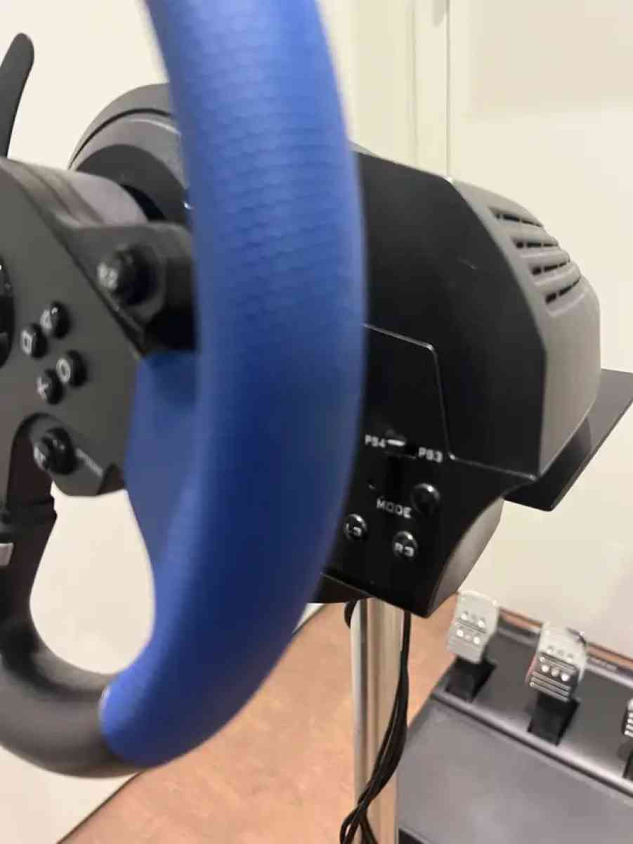 Thrustmaster T150 pro  wheel stand - Alicia, Arkansas