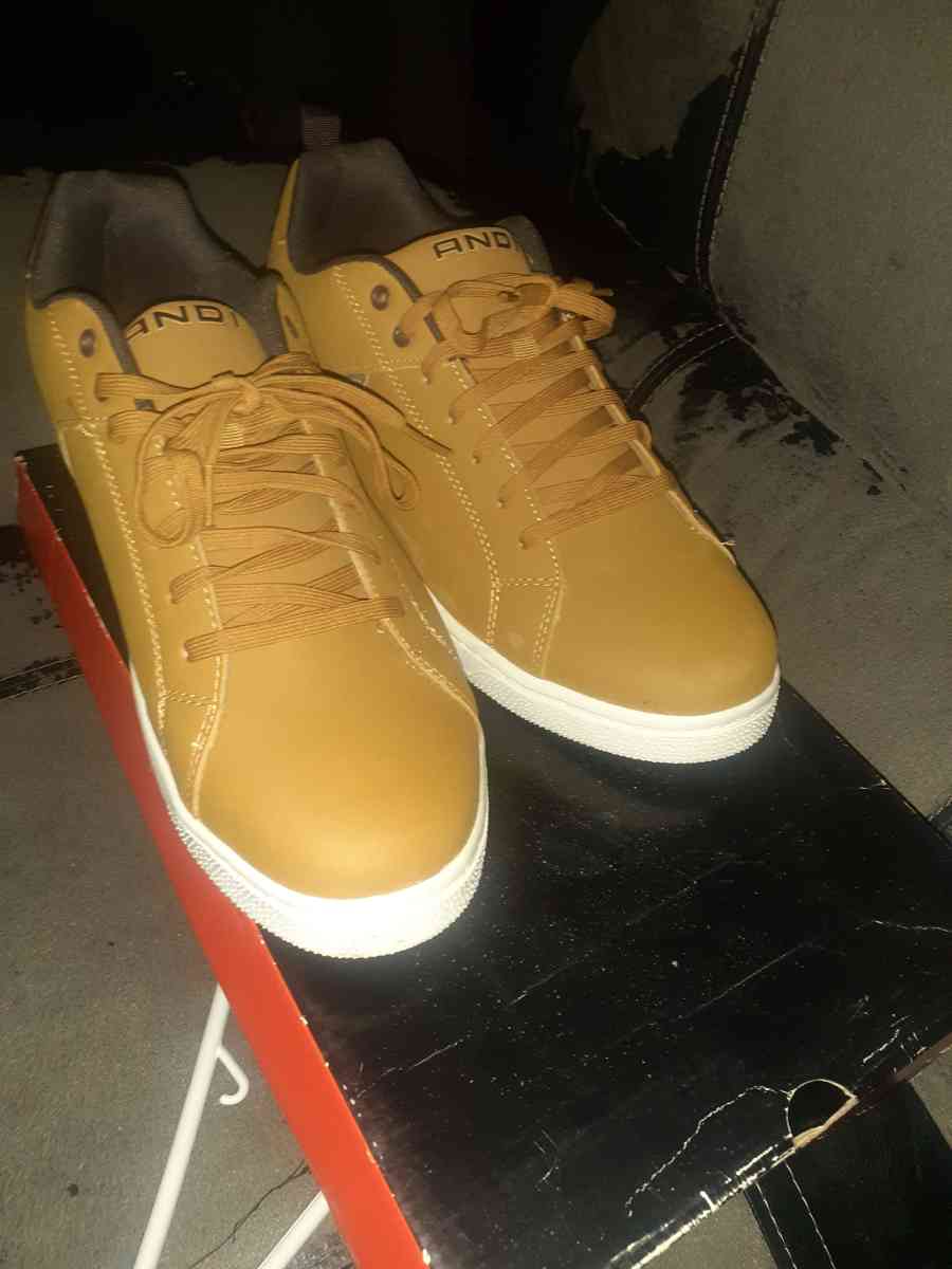 Mens AND1 Shoes - Detroit, Michigan - FleaMarketBay
