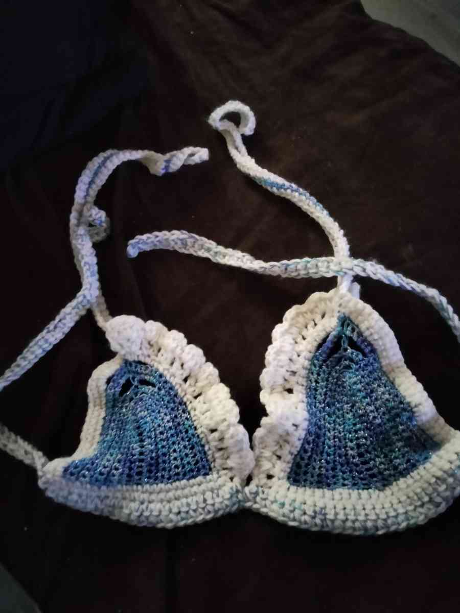 Blue and white brallette - Baltimore, Maryland