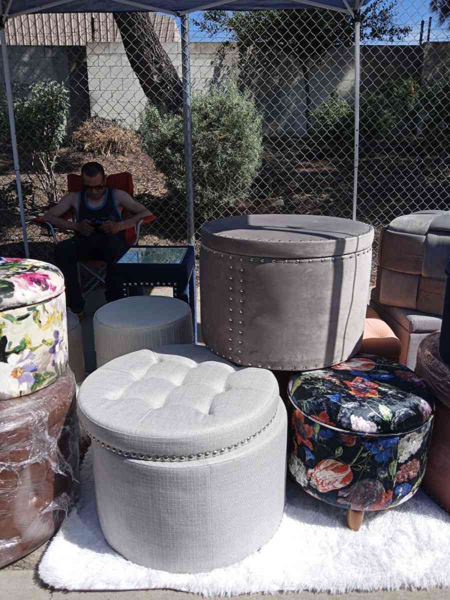 furniture - Sun Valley, California - FleaMarketBay
