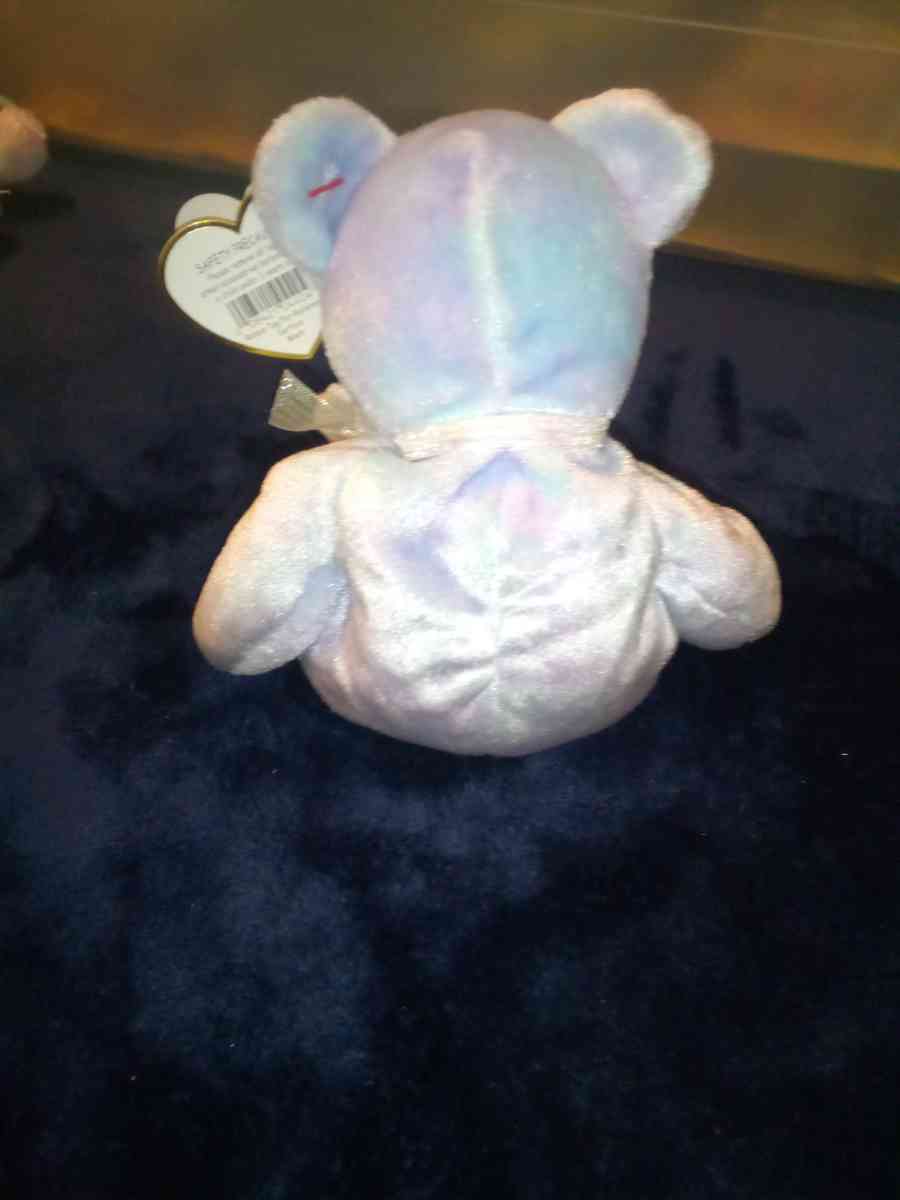 2001 Ty beanie babies Issy mint selling collection off - New Port Richey, Florida - FleaMarketBay
