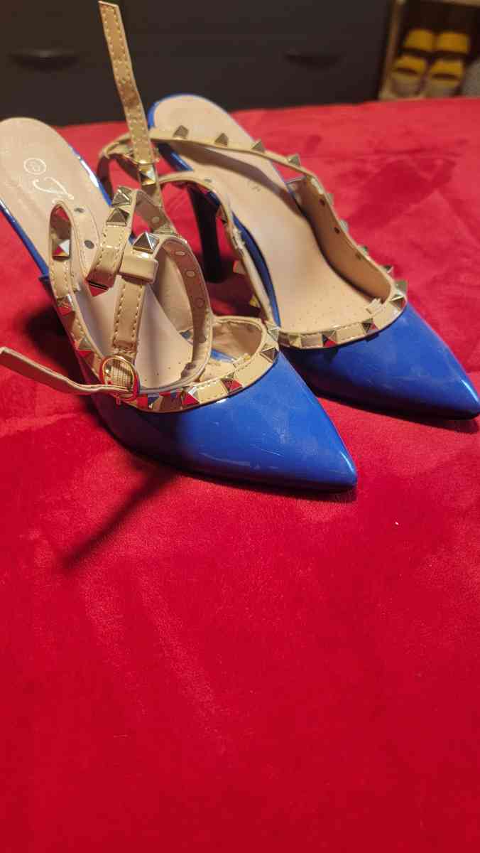 shoes - Dallas, Texas - FleaMarketBay