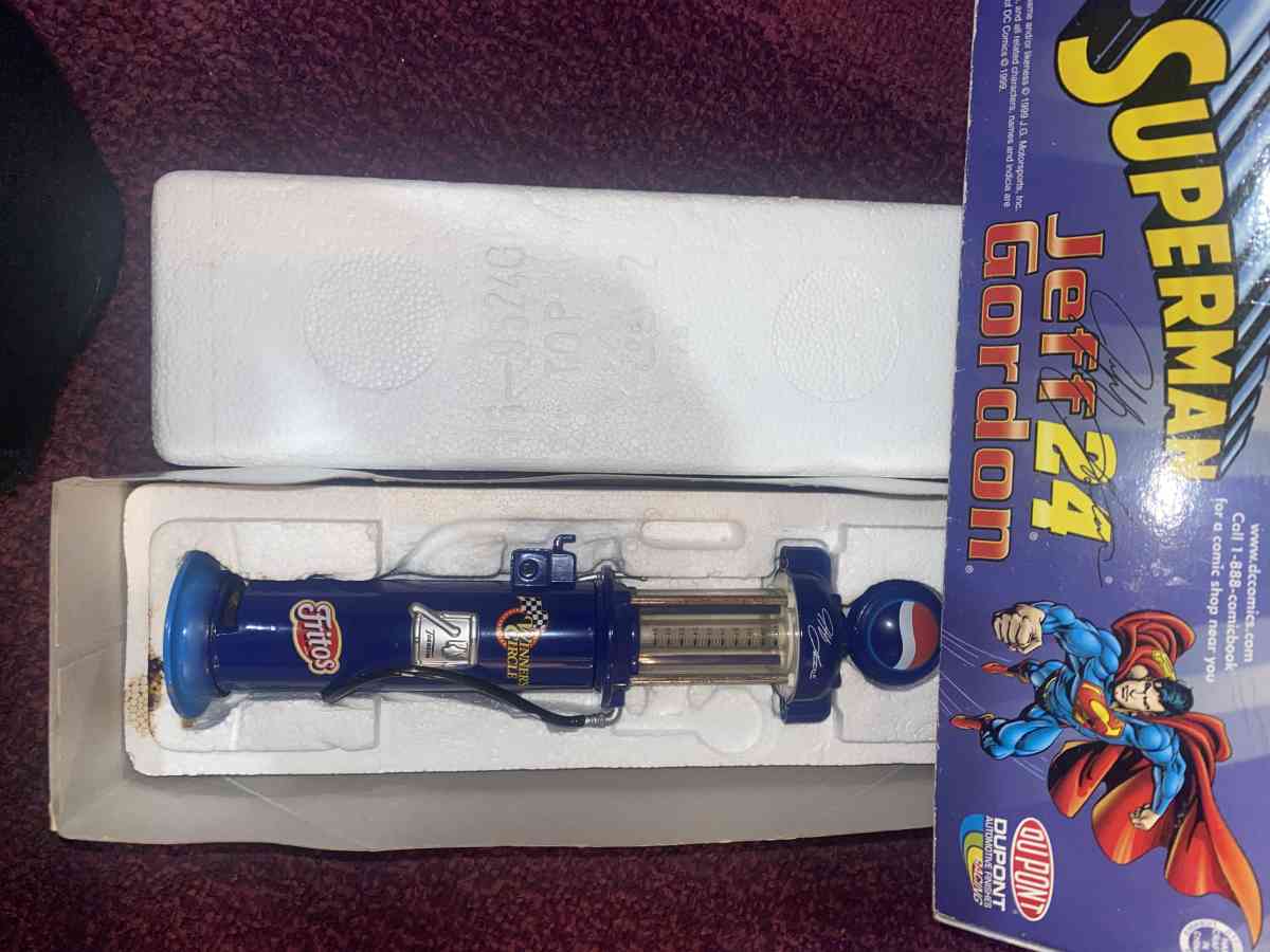 Jeff Gordon diecast and various - Sandusky, Ohio - FleaMarketBay