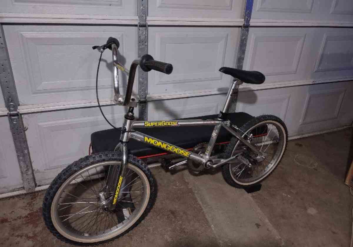 1996 mongoose super goose racing bike - Cape Girardeau, Missouri - FleaMarketBay
