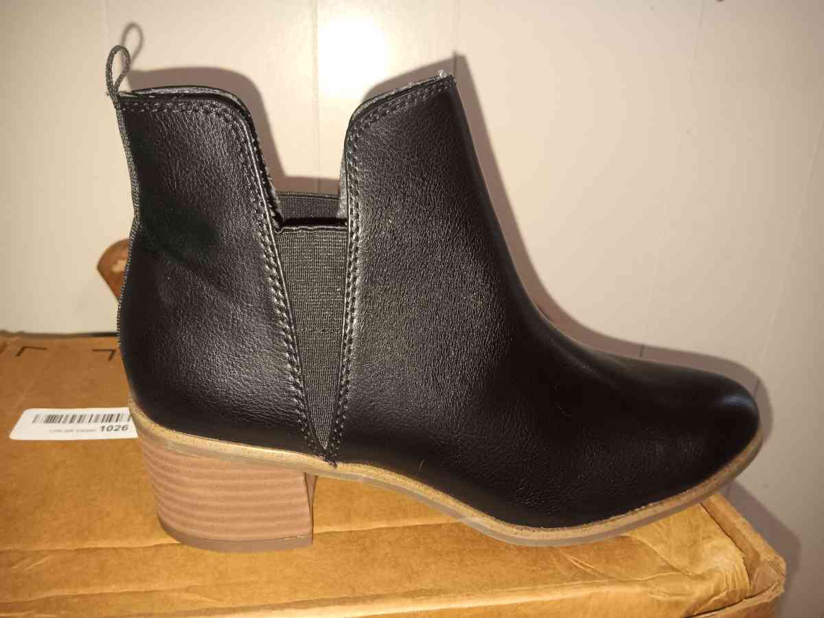 Dr Scholls ankle booties - Frankfort, Indiana - FleaMarketBay