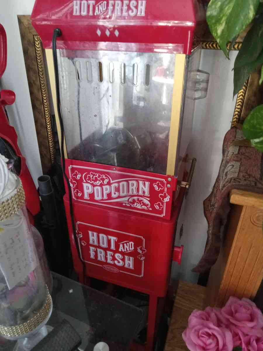popcorn  machine - Davenport, Florida