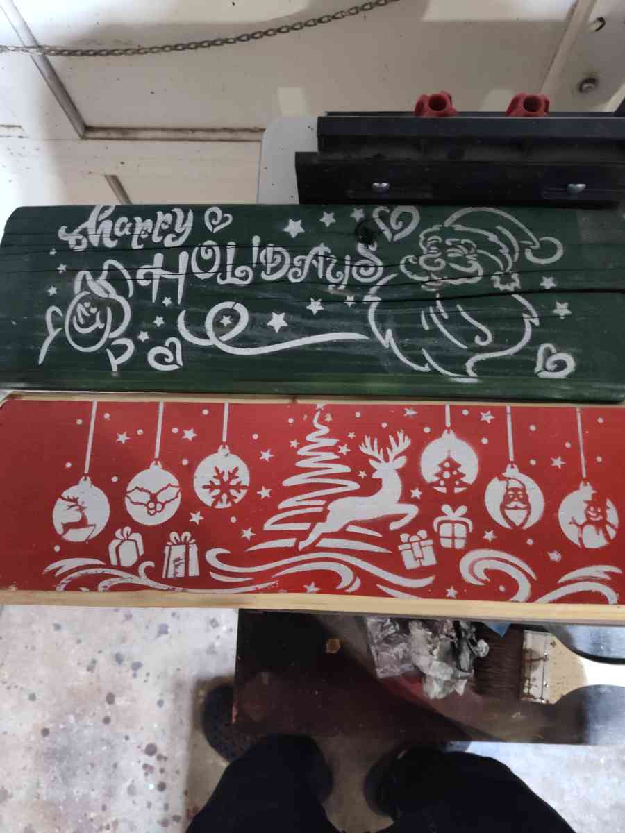 holiday plaques - Pueblo, Colorado - FleaMarketBay