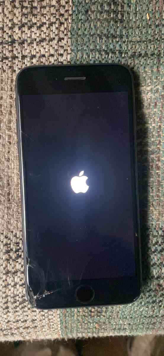 iPhone 8 - Citronelle, Alabama