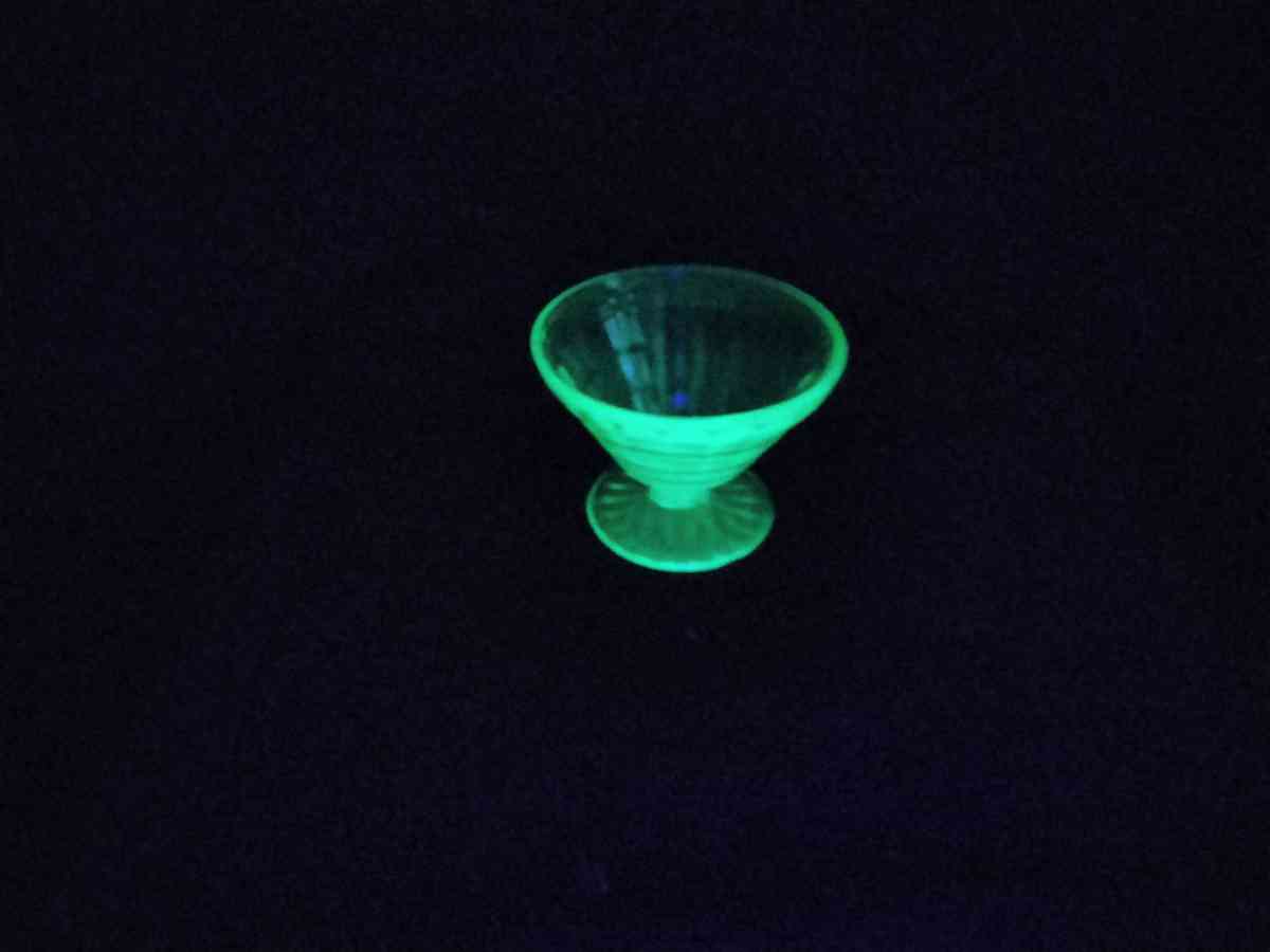 Vaseline Depression Glass Green - Vidor, Texas - FleaMarketBay