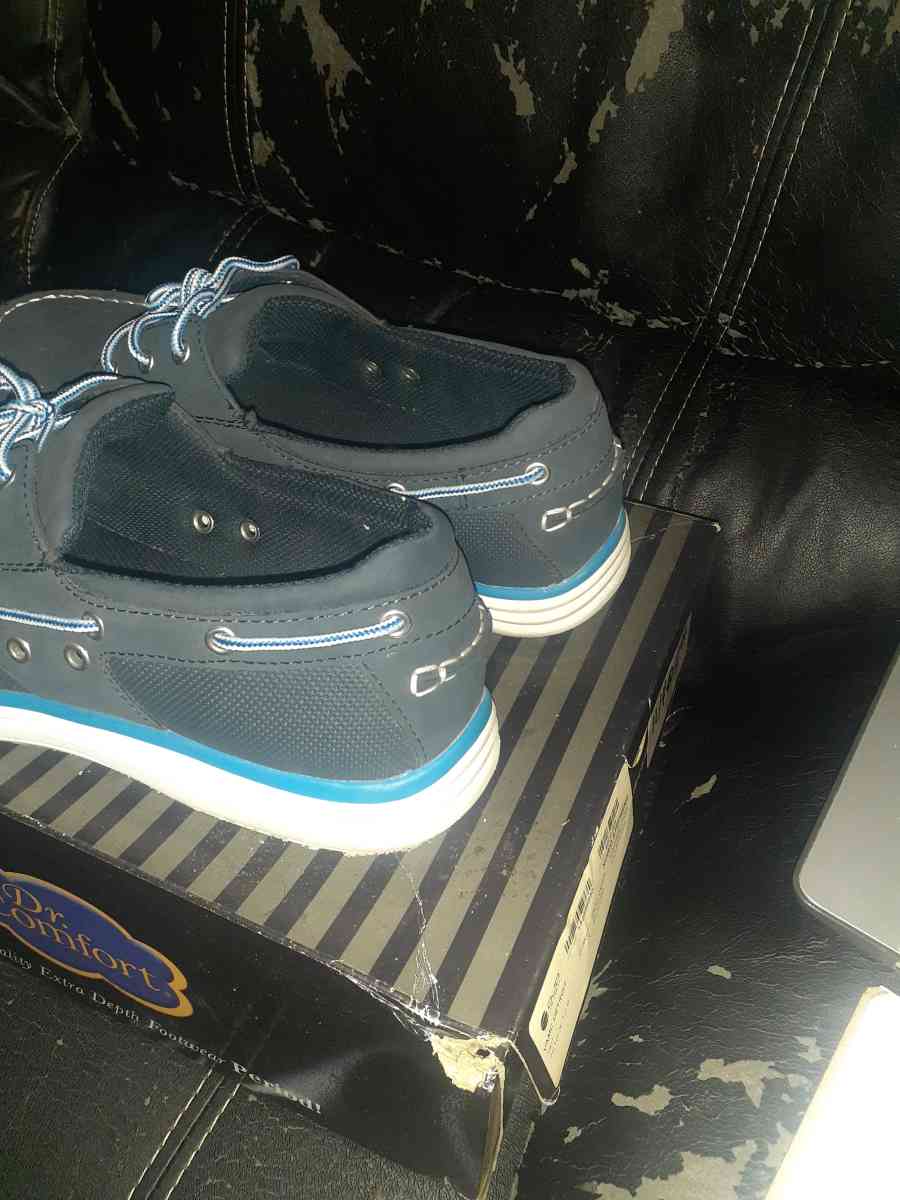 Mens Dr Comfort Memory Foam Shoes - Detroit, Michigan - FleaMarketBay