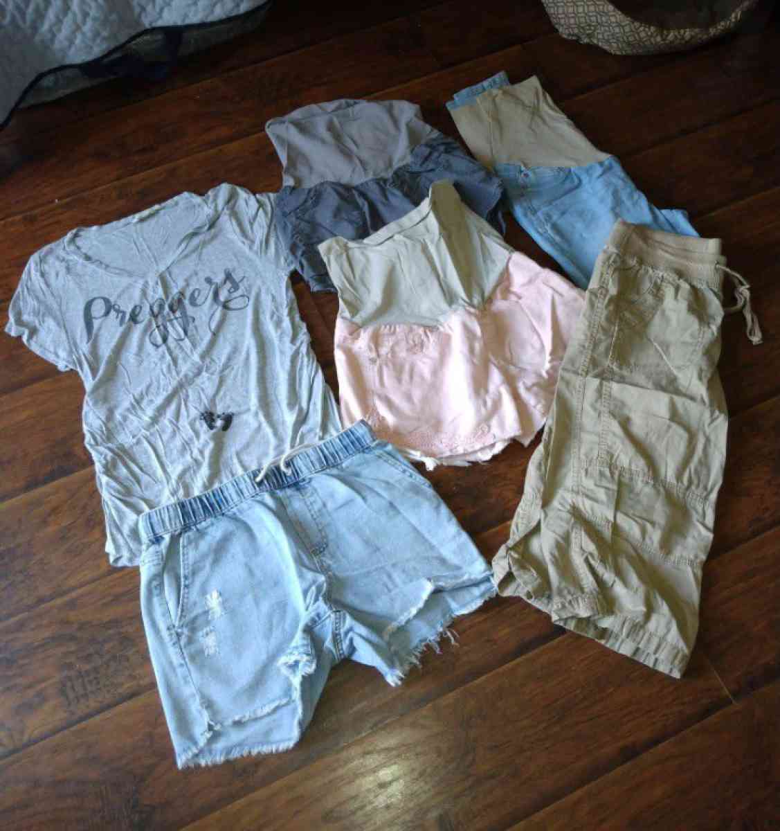 small nursing maternity clothes - Brooksville, Florida - FleaMarketBay