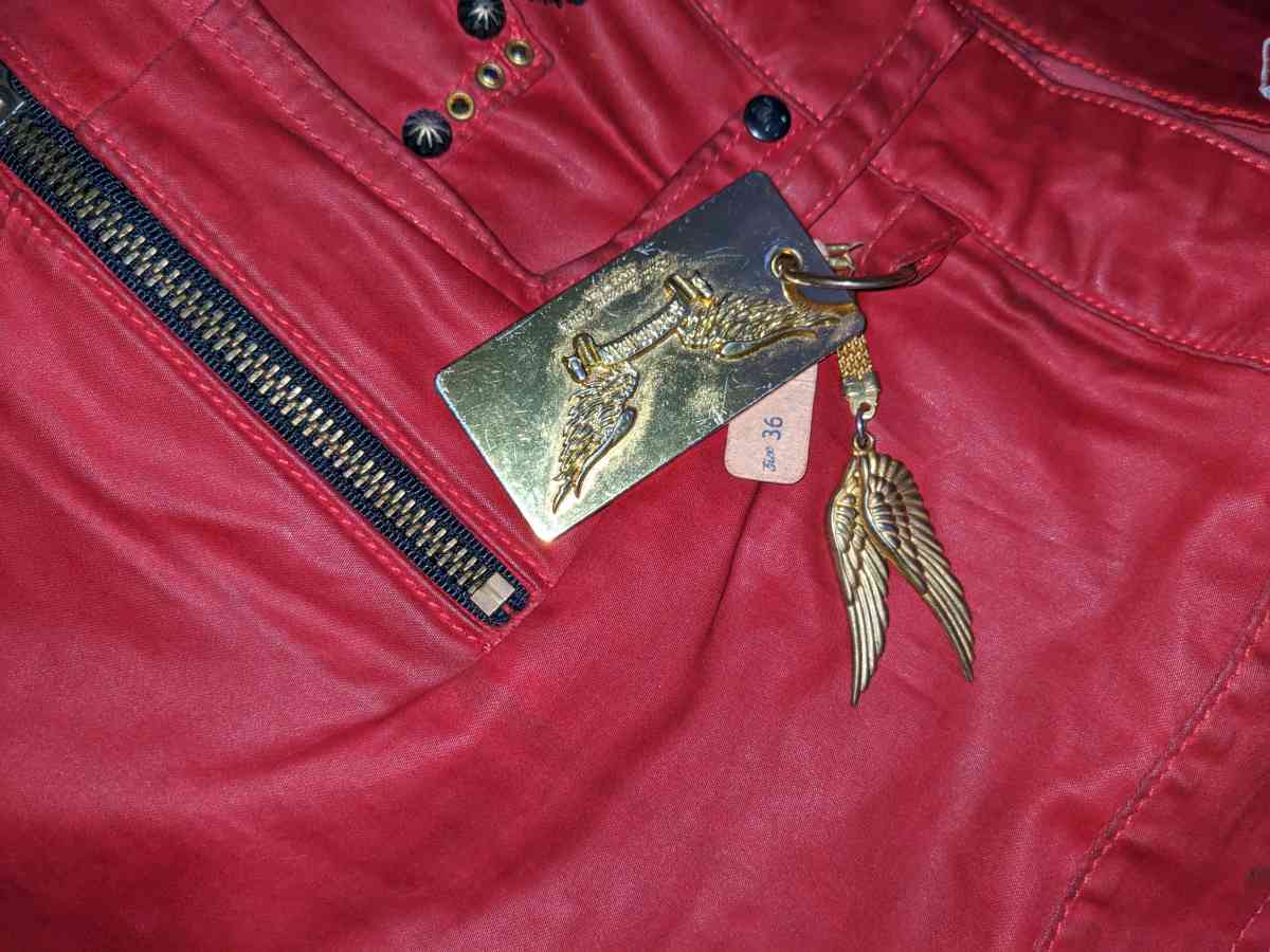 Designer Robins Jean Red Biker Shorts - Alamo, Indiana - FleaMarketBay