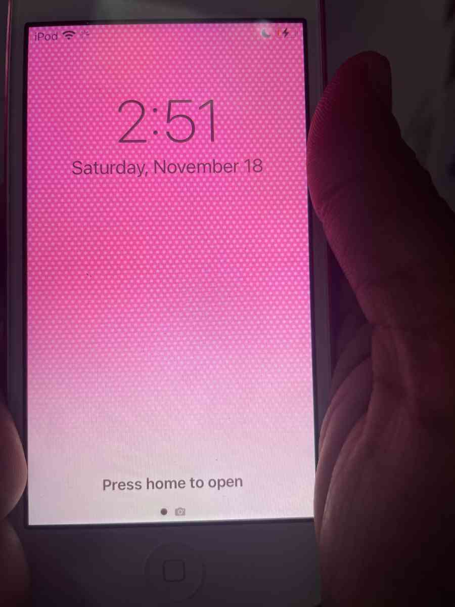 iPhone - Los Angeles, California - FleaMarketBay