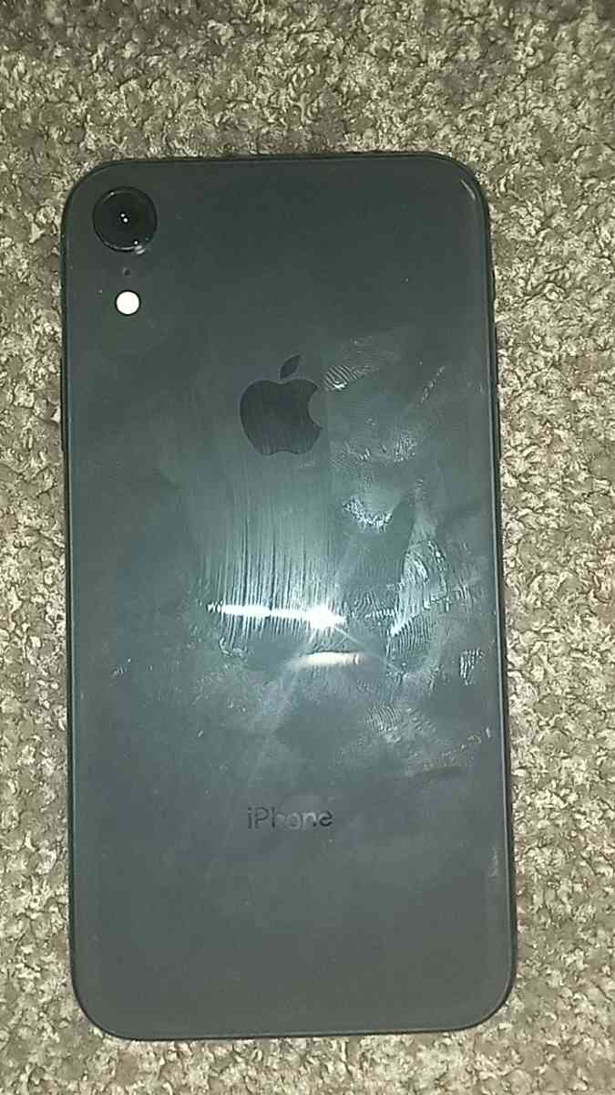 iPhone XR - Cincinnati, Ohio - FleaMarketBay