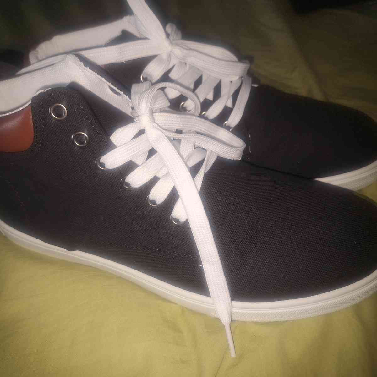 going out mans shoes - Panorama City, California - FleaMarketBay