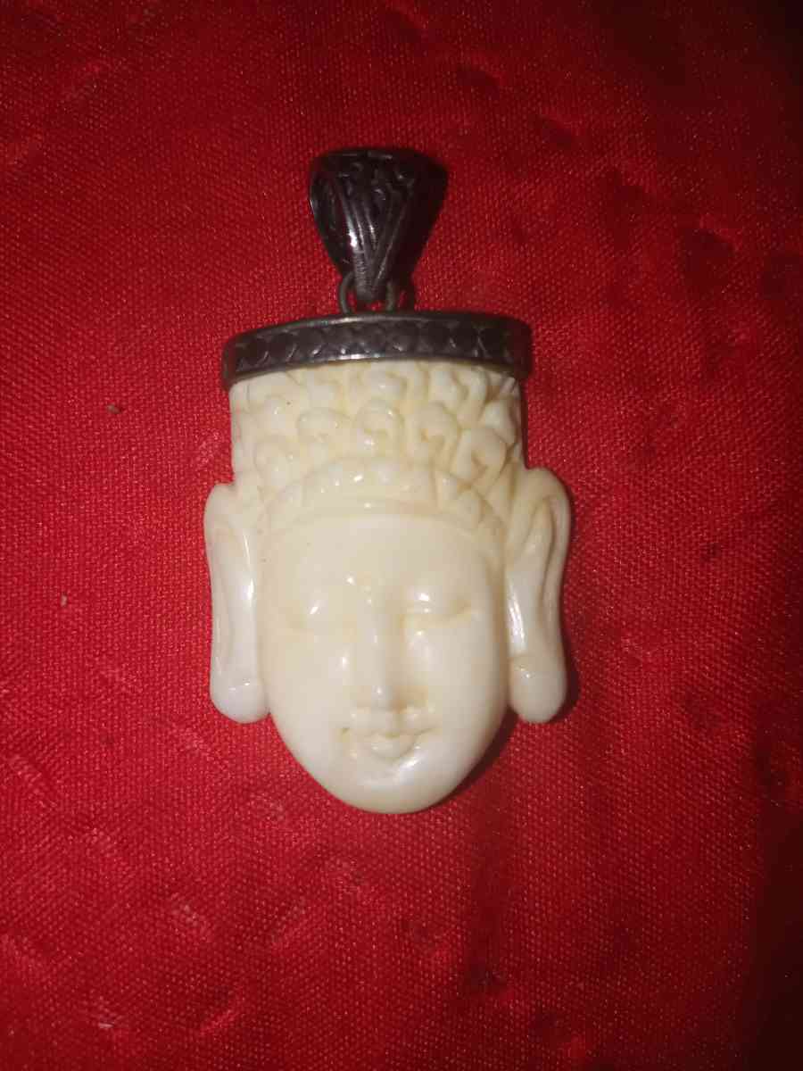 hand carved Buddha head pendant - Davenport, Florida - FleaMarketBay