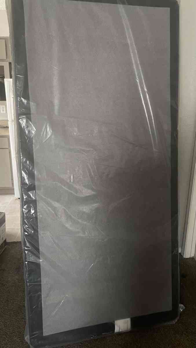 King Mattress Set - Houston, Texas - FleaMarketBay