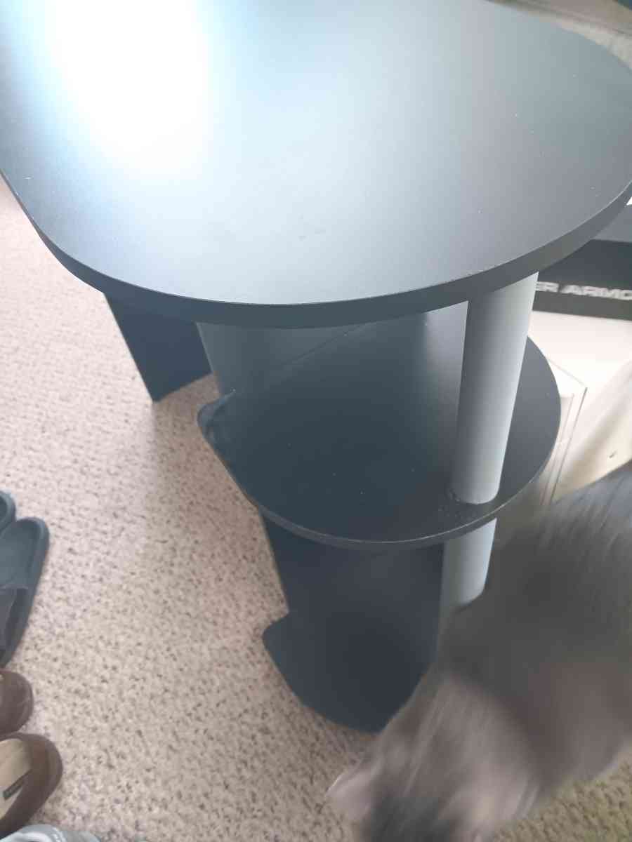 computer desk - Meriden, Connecticut - FleaMarketBay