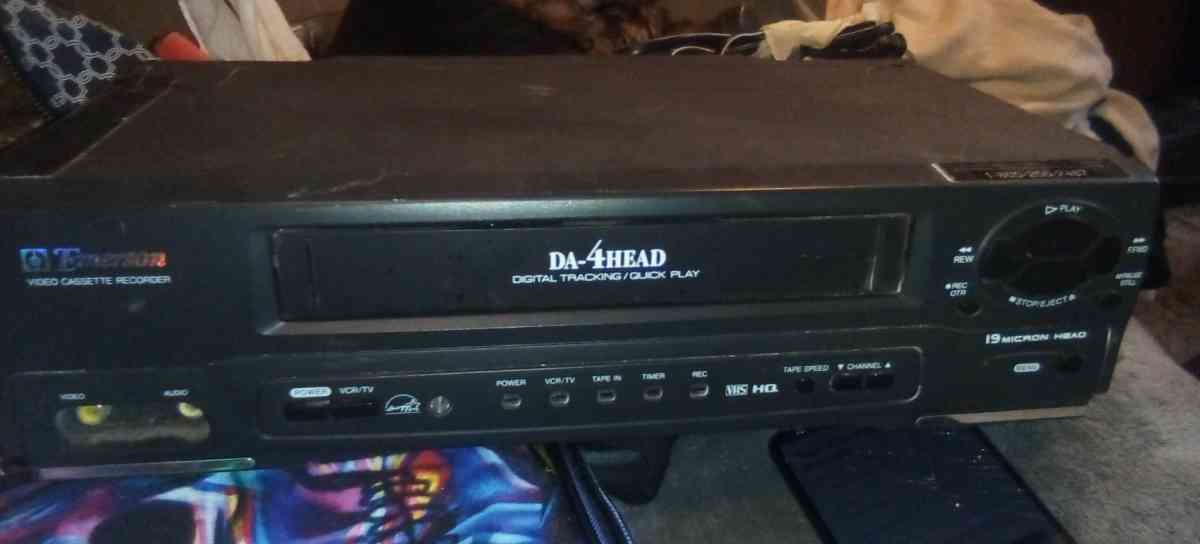 Emerson VHS Player - Hobbs, New Mexico