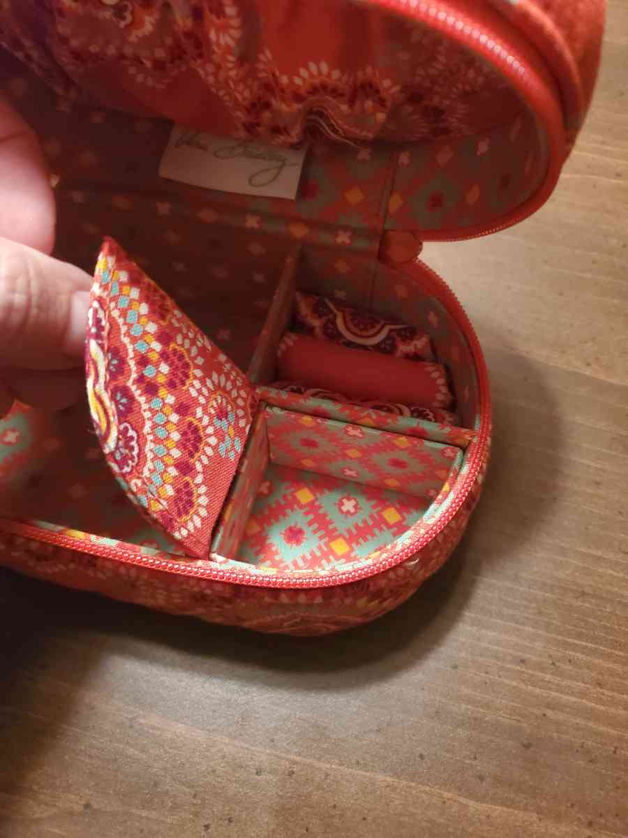 Vera Bradley Paprika pattern Travel Jewelry case - Charlotte, North Carolina - FleaMarketBay