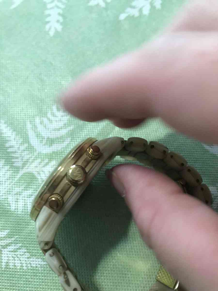 mens watch - Mc Lean, Virginia - FleaMarketBay