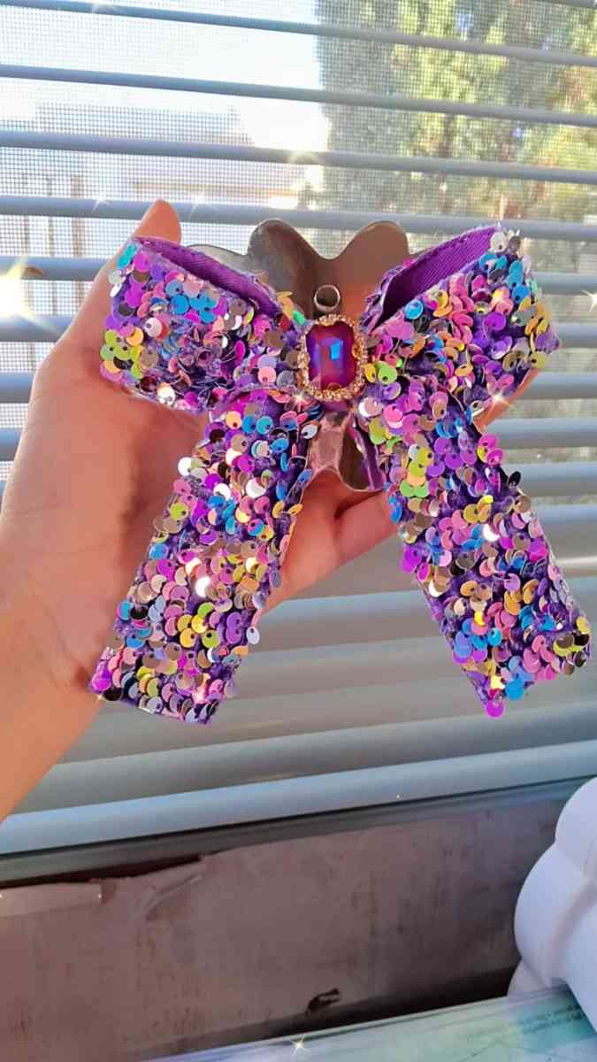 Medium Bows - Yuma, Arizona - FleaMarketBay
