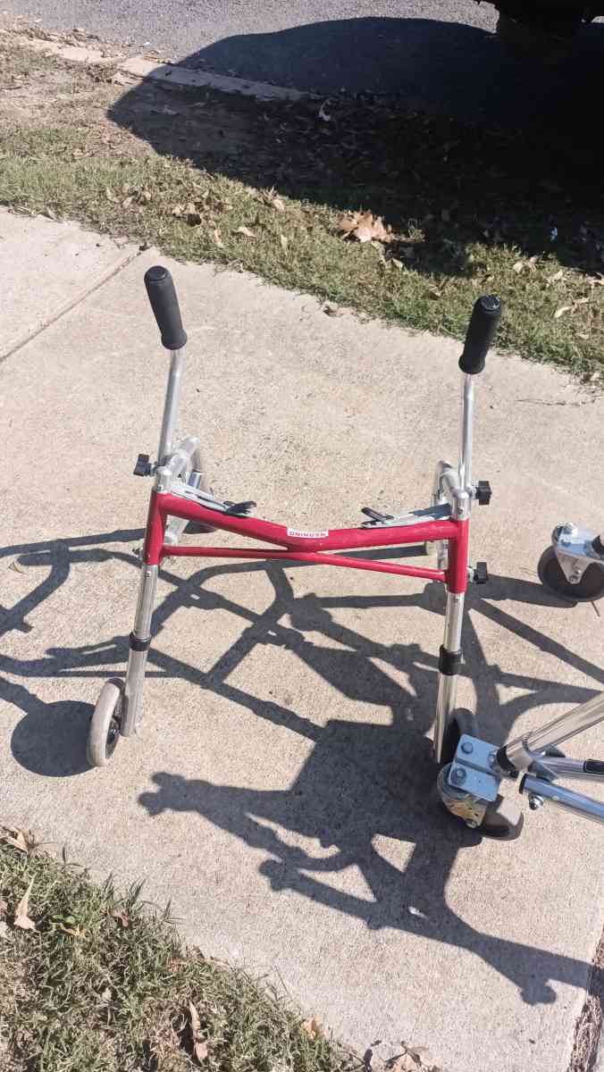 child walker - Little Rock, Arkansas