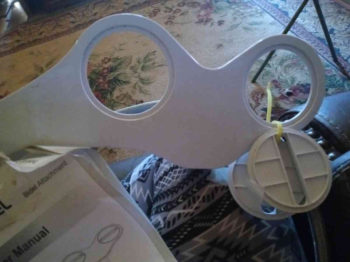 bidet attachment - King, North Carolina - FleaMarketBay