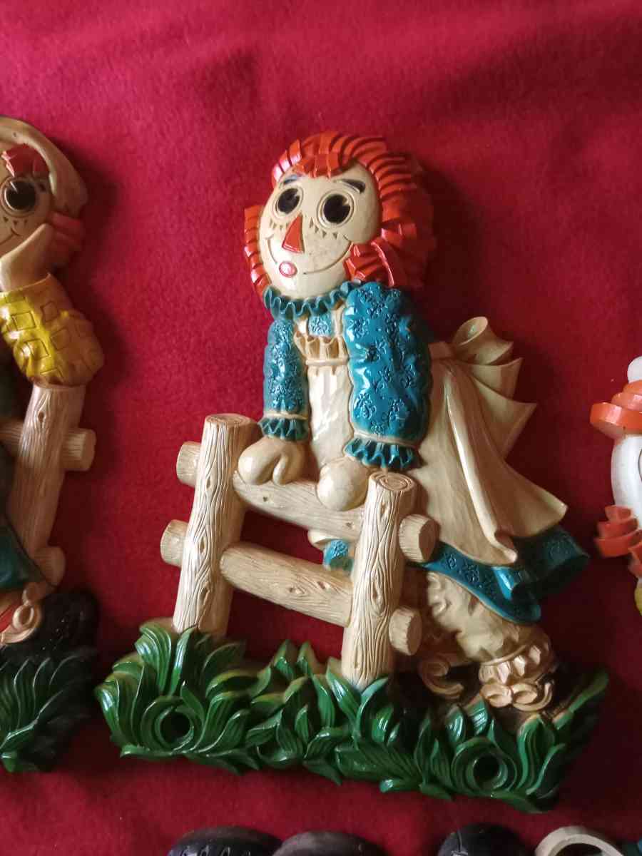 four 1977 raggedy Ann and raggedy Andy Bobby and merrill - New Albany, Indiana