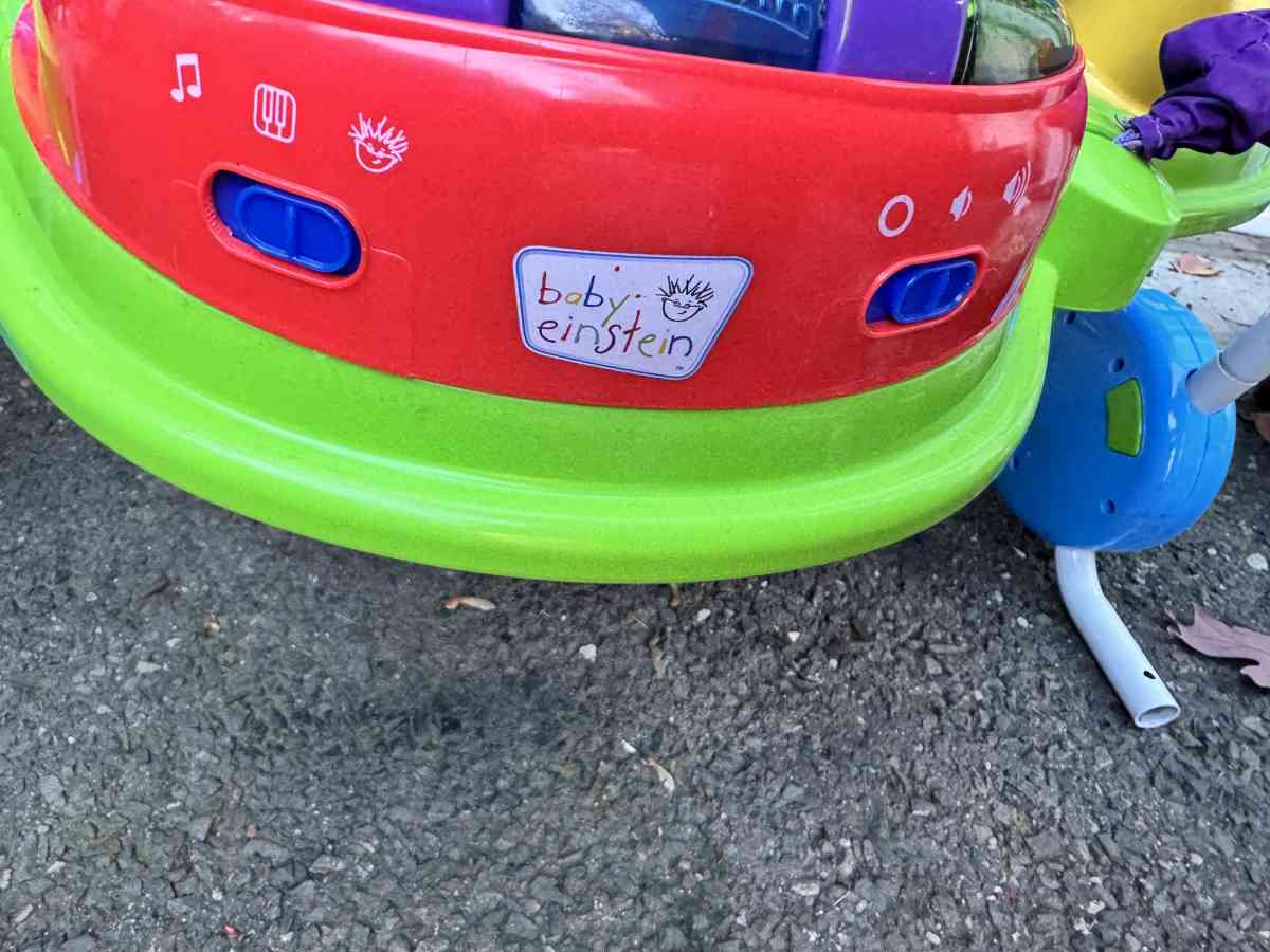 Einstein baby entertainment center and - Bethel, Connecticut