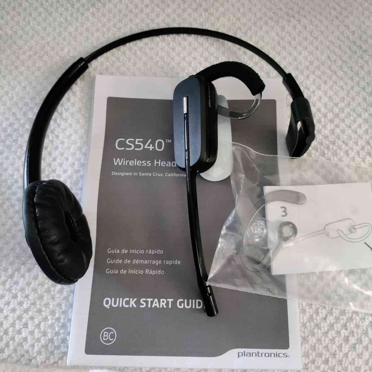 Plantronics wireless headset NOT BLUETOOTH CAPABLE