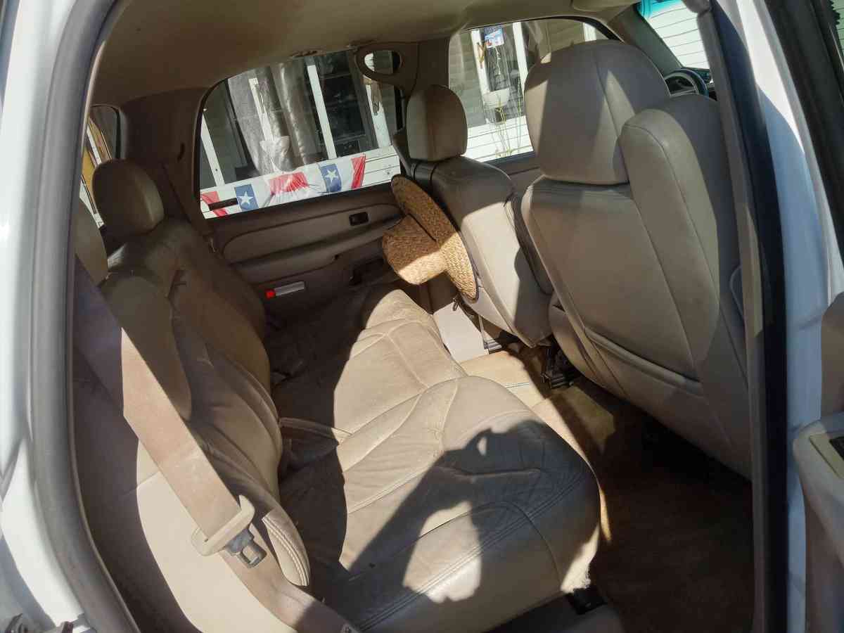 2002 Yukon - Calhoun, Georgia - FleaMarketBay