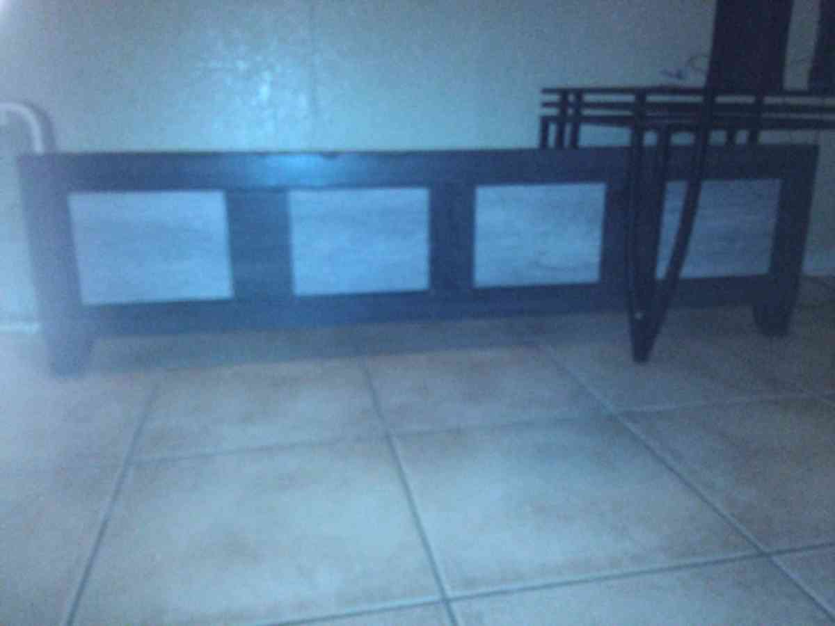 Head And Footboard - Tampa, Florida - FleaMarketBay