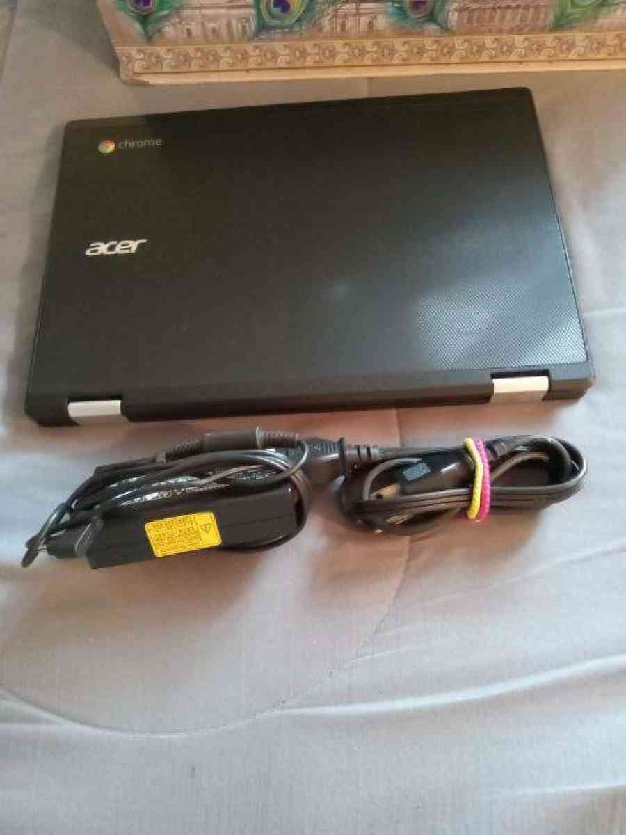 Chromebook Acer Laptop and Charging Cable Cord - Los Angeles, California - FleaMarketBay