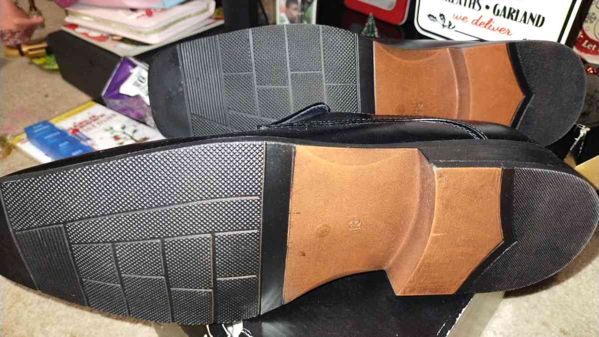 mens new JF DRESS SHOES - Casa Grande, Arizona - FleaMarketBay