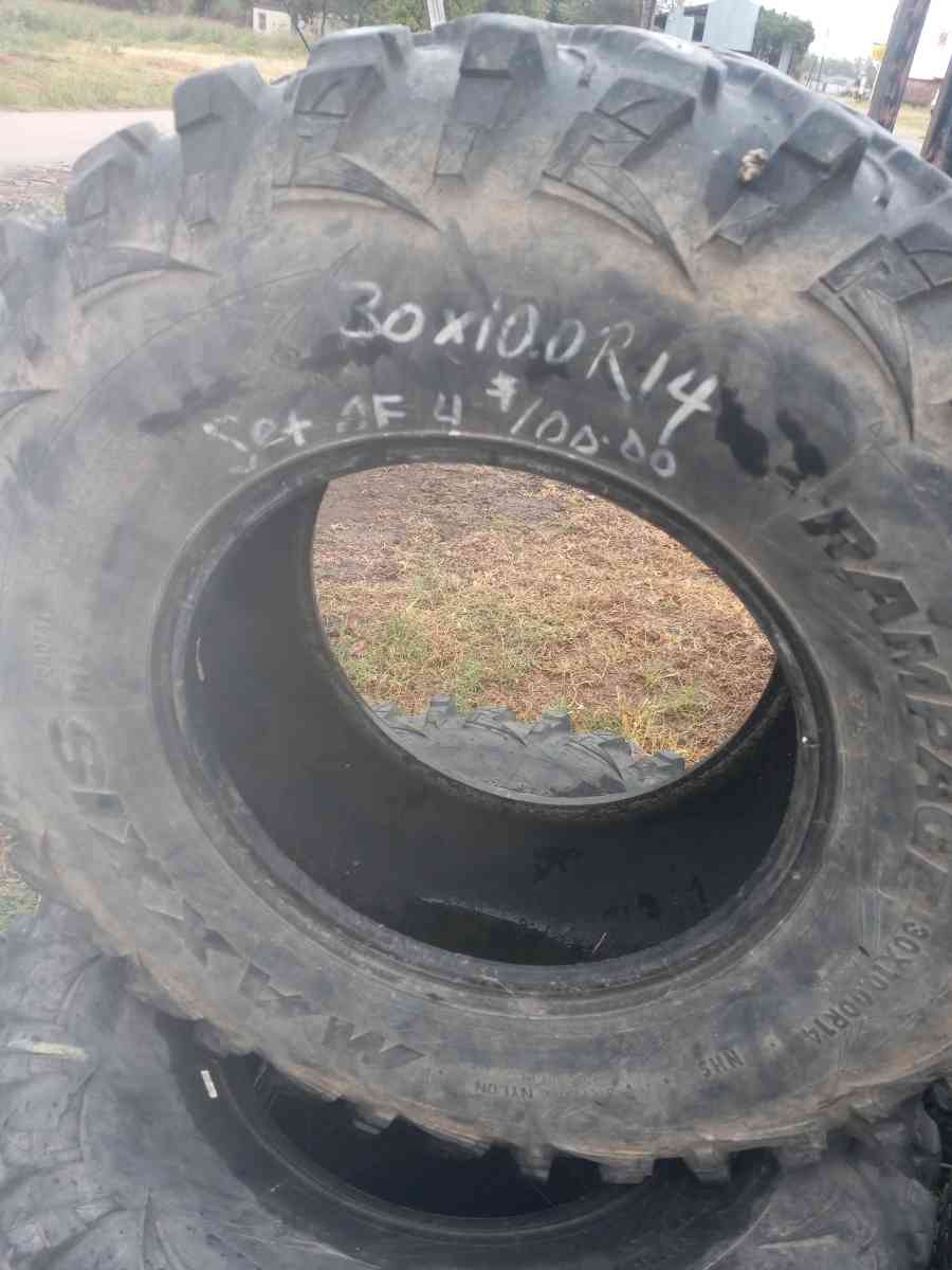 14 muddgrips - Lake Village, Arkansas