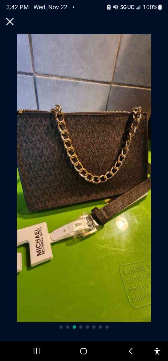 Michael kors  belts wallet - Bell, California - FleaMarketBay