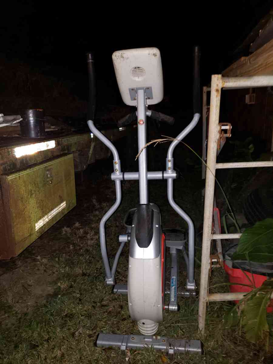 2012 Schwinn 420 Elliptical Trainer w Fan - Rayne, Louisiana