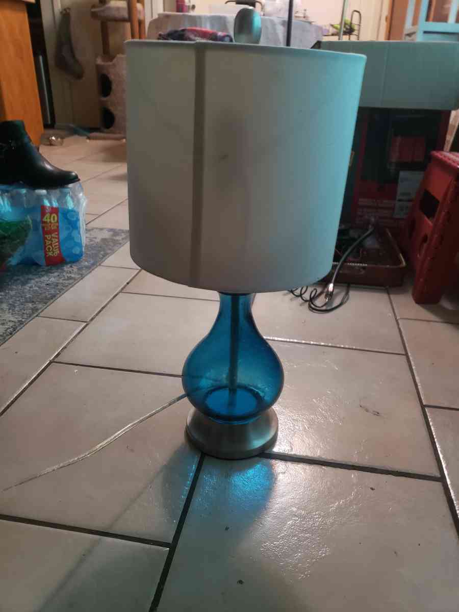 blue lamp - Burleson, Texas - FleaMarketBay