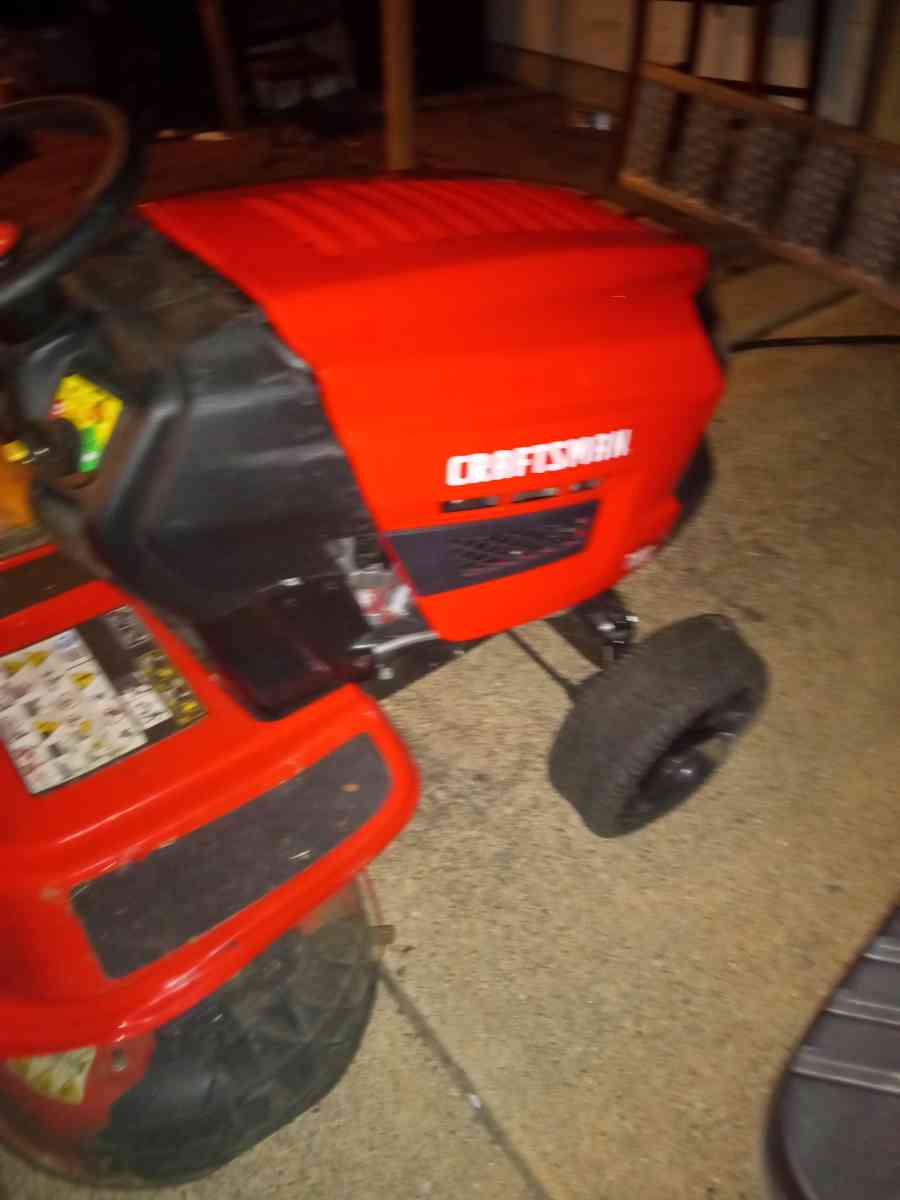 Riding Mower - Dallas, Texas