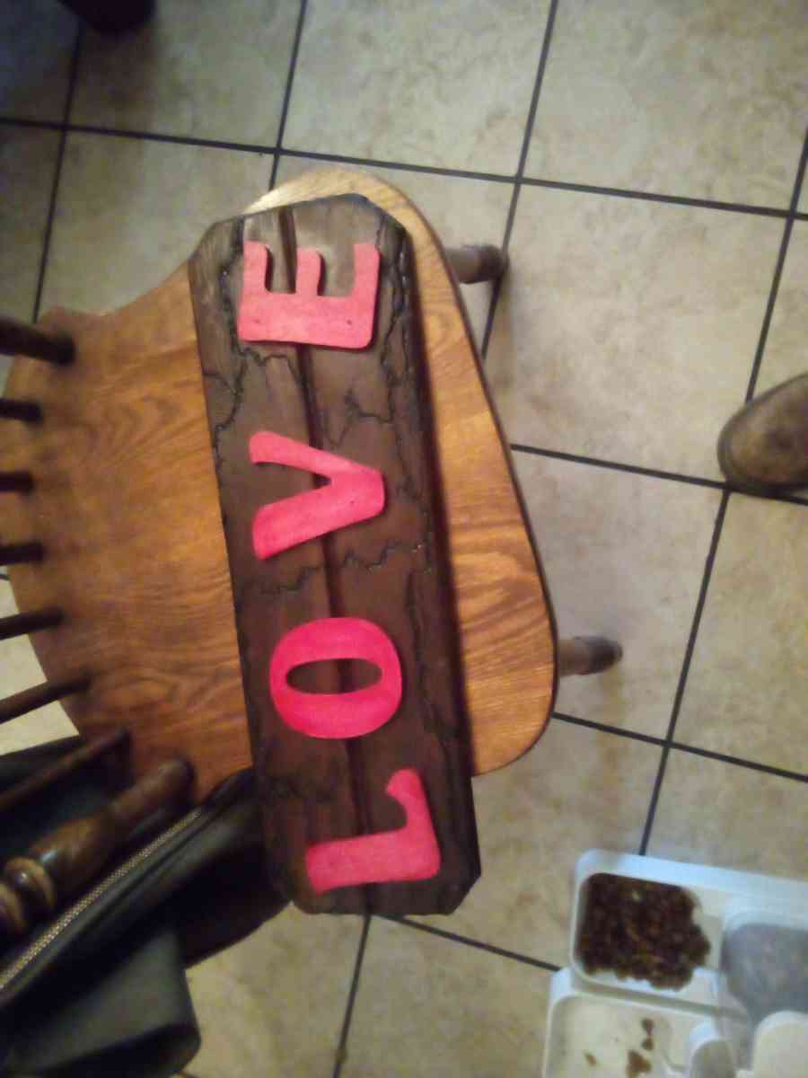 hand made love sign - Henderson, Texas