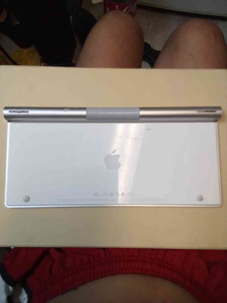 iPad wireless keyboard - Houston, Texas - FleaMarketBay