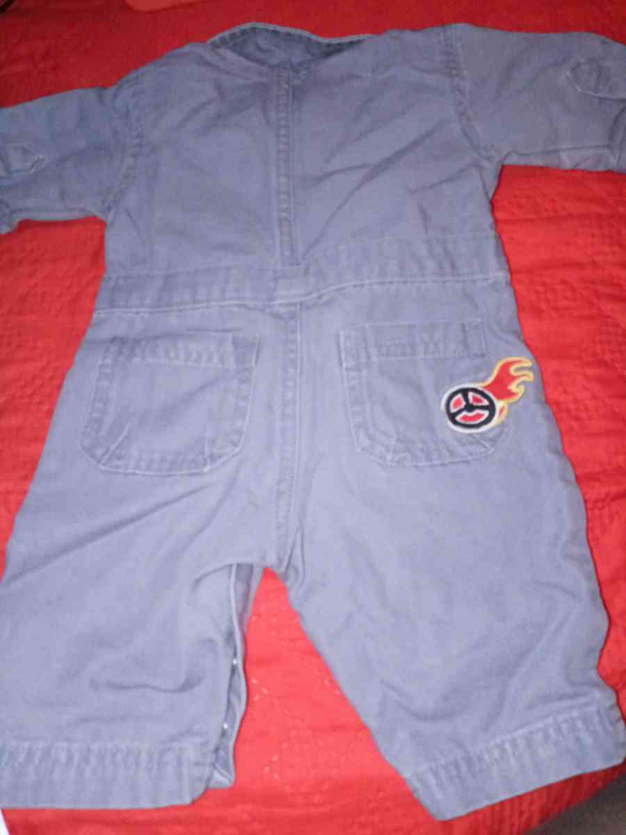Old Navy baby infant 0 to 3 mo old unisex - Davenport, Florida - FleaMarketBay