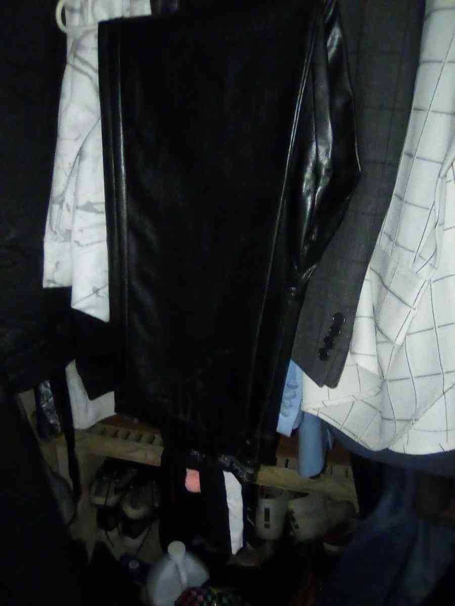 dresses - Carson City, Nevada - FleaMarketBay