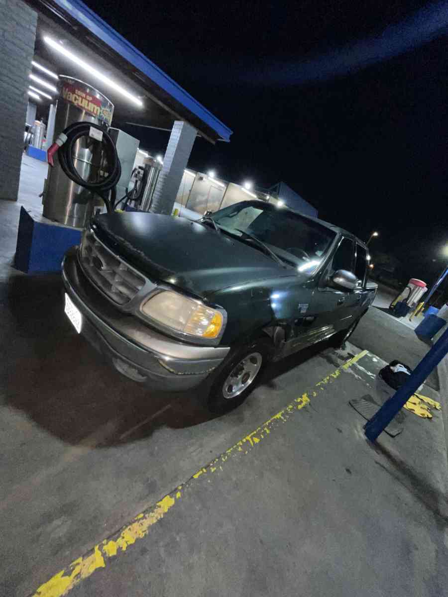 2001 Ford F150 - Ontario, California