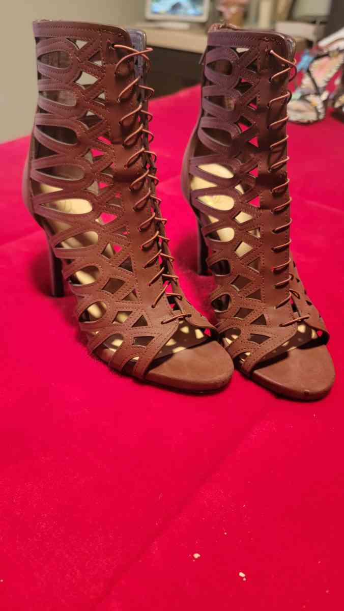 shoes - Dallas, Texas - FleaMarketBay